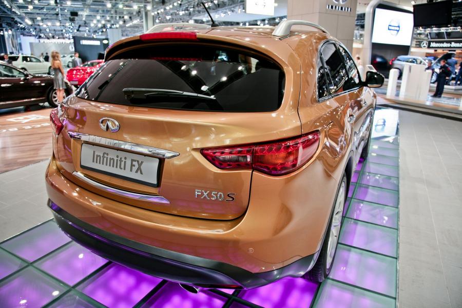  Infiniti FX50 2009 года  (фото 10 из 110)